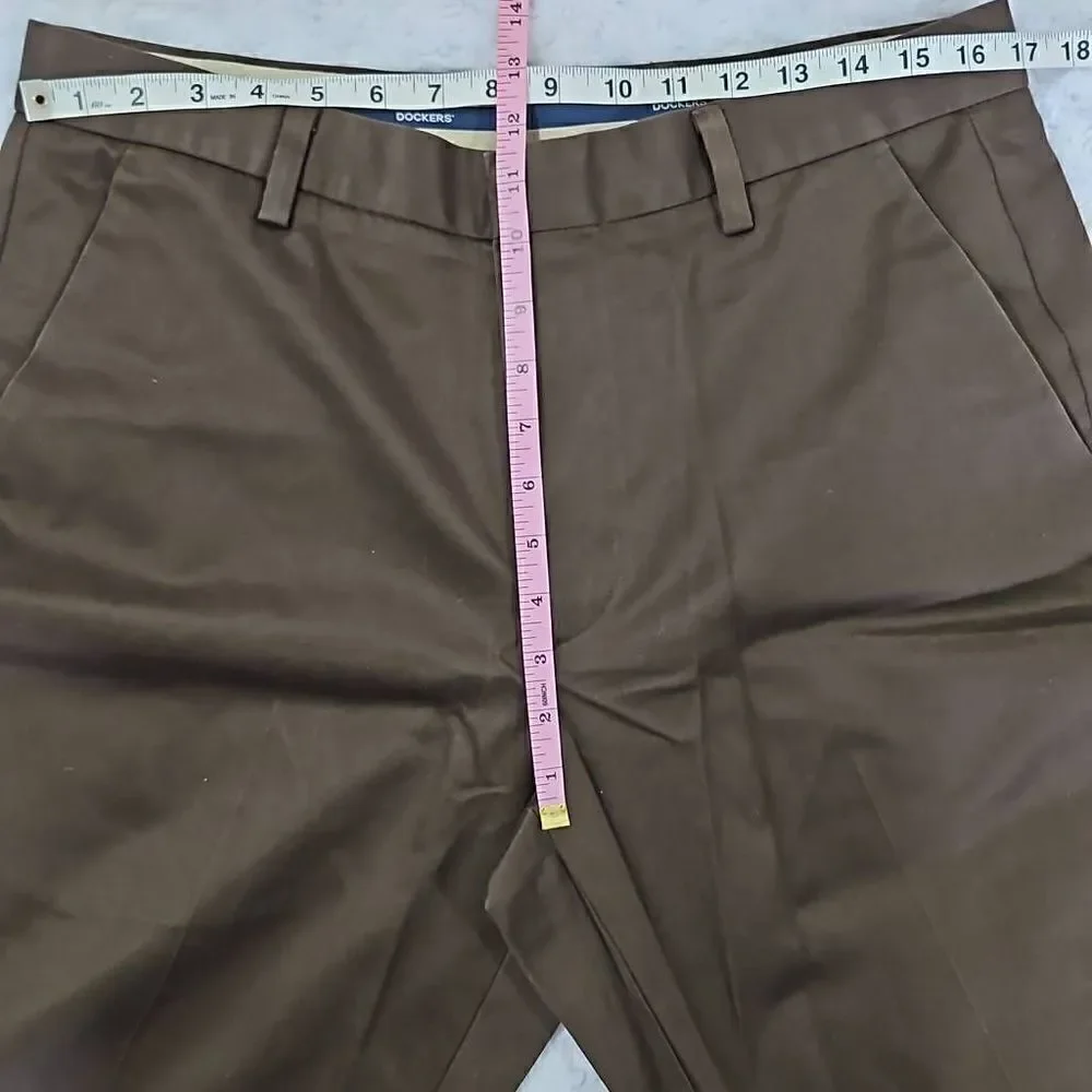 Dockers flat front